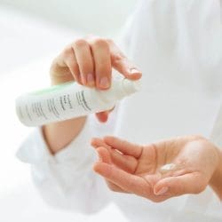 natürlicher Gesichtsreiniger reinigend